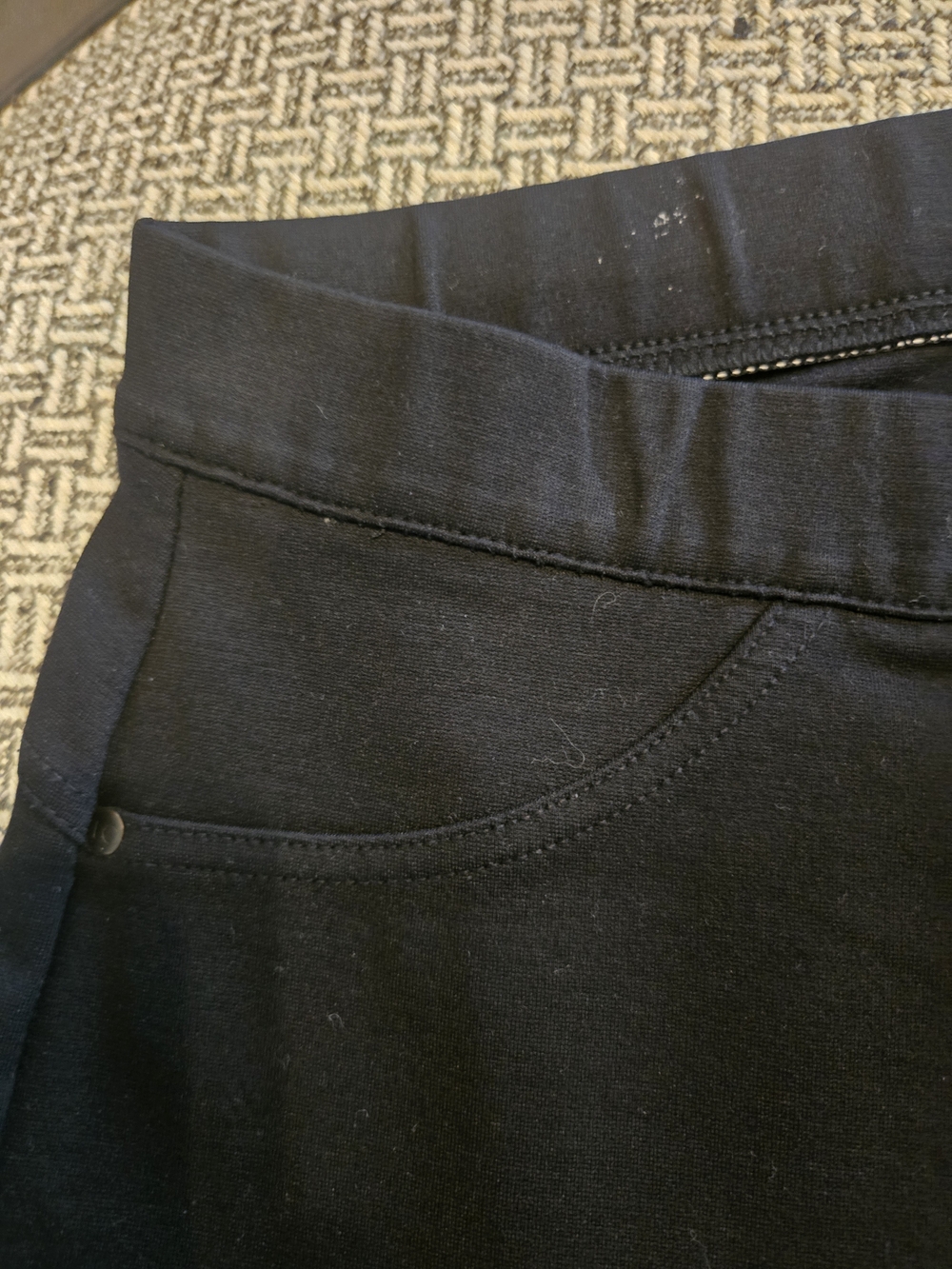 LC Lauren Conrad Black Jeggings with Seam Pocket Detail